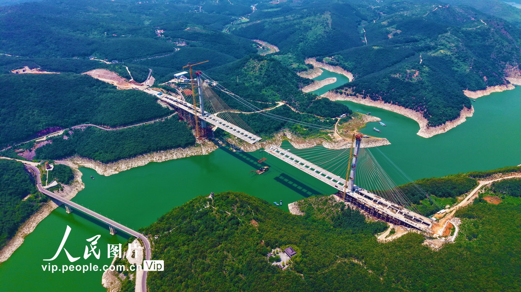河南淅川：渑淅高速建设有序推进【3】
