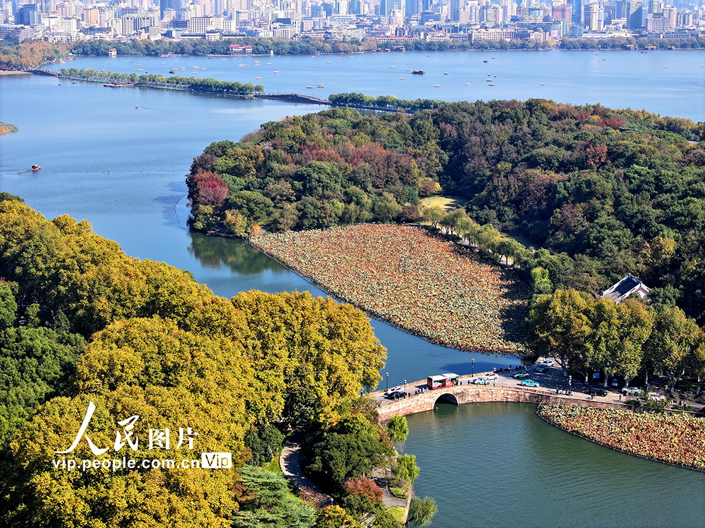 浙江杭州：西湖景色如画
