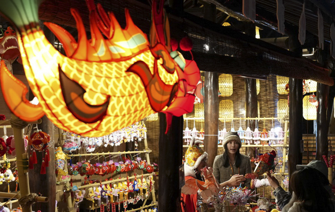 杭州：西溪灯会开启