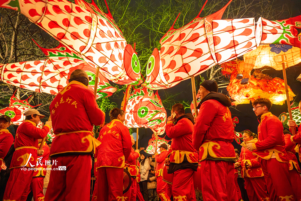 安徽黟县：非遗鱼灯闹新年【4】