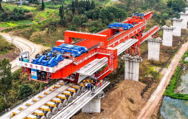 西渝高铁重庆段节后复工复产