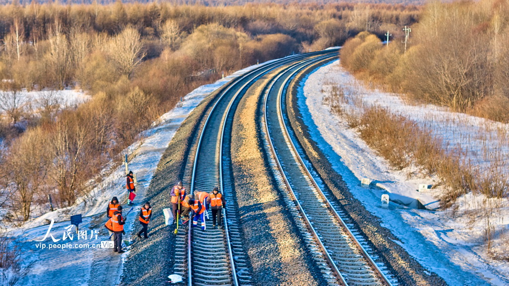 黑龙江绥化：小兴安岭上的“钢轨守护者”【2】