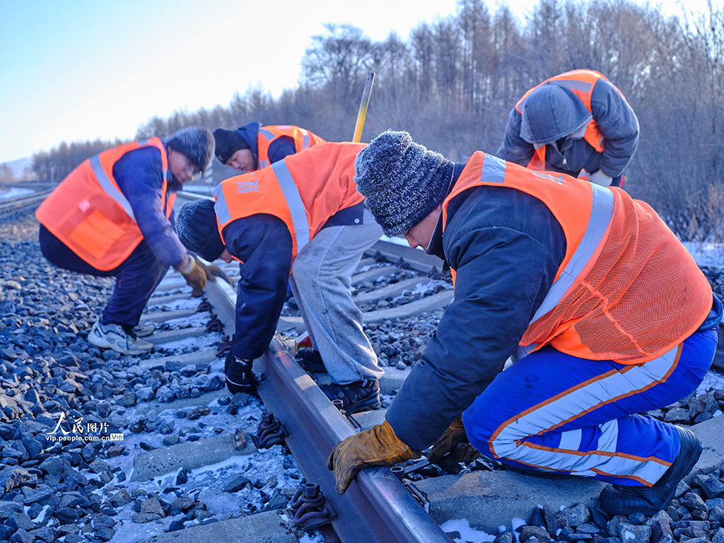 黑龙江绥化：小兴安岭上的“钢轨守护者”【4】