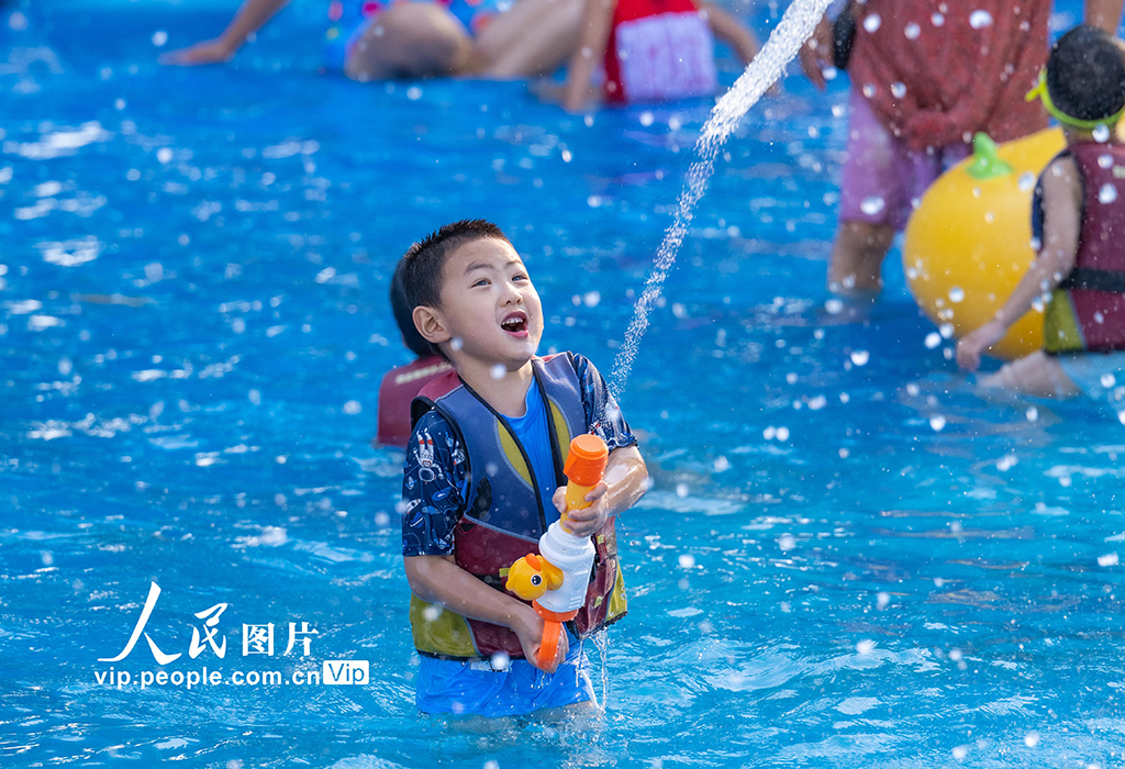 新疆昌吉：水上享清凉【5】